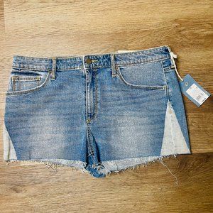 Universal Thread High Rise Denim shorts Size 14